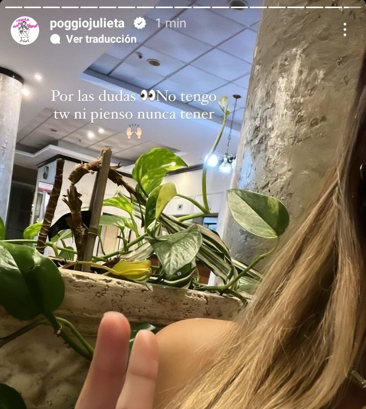 eIevenwarrior's tweet photo. denuncien a esta cuenta q se está haciendo pasar por julieta😴 https://t.co/6VrmcKitvZ