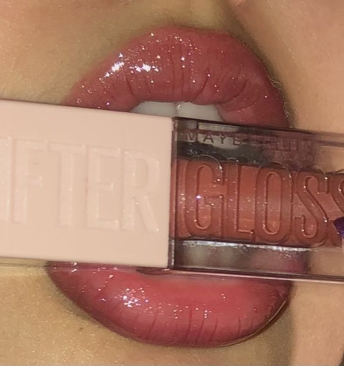 strawngers's tweet photo. MAYBELLINE LIFTER GLOSS

❗️DISKON &amp; GRATIS ONGKIR SHOPEE 4.4❗️

— a thread https://t.co/qCxLS41qwW