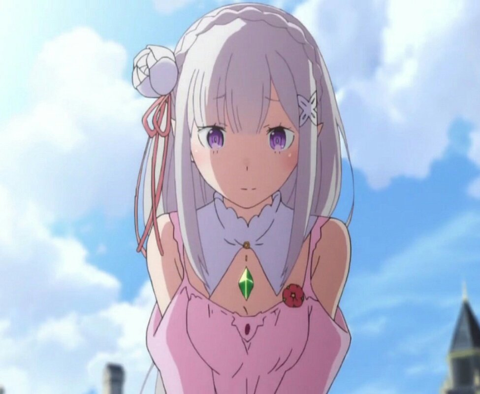 Sliverstarelf's tweet photo. "Why are you laying outside all of a sudden?" https://t.co/HCpzDeP3RJ