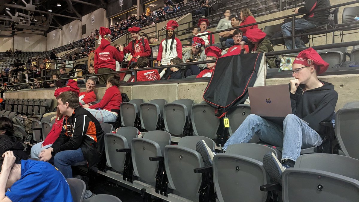 FRC1736's tweet photo. First day of Seven Rivers has come to a close! We are excited for the start of qualification rounds tomorrow! Good luck everyone! 🍩 #frc #omgrobots #FIRSTrobotics https://t.co/XG4ugApJtH