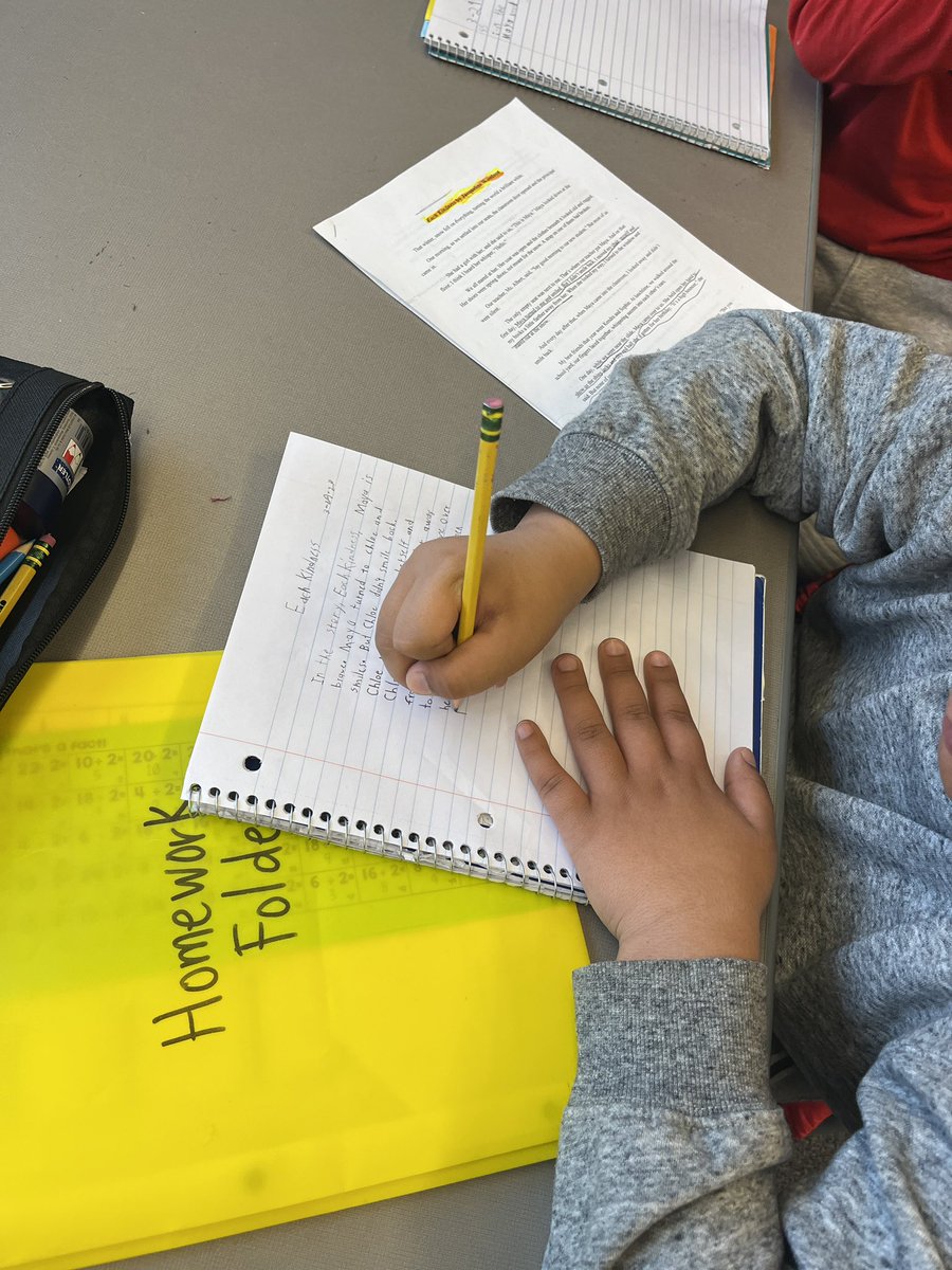 bforrette's tweet image. Love watching kids immersed in writers workshop. This little guy was so proud of his work and so was I! @ParkmeadWC #writersworkshop