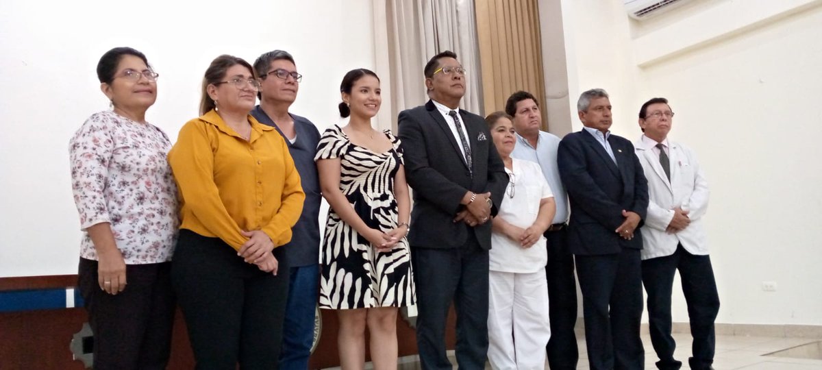 JulyAlvarezLoor's tweet photo. Visitamos el @CMGuayas junto a la @FMEcuador que se conforma por los Colegios Profesionales de Médicos, Obstetras, Enfermeros, Químicos Farmacéuticos y Tecnologos Médicos, nos comprometemos para el desarrollo de una ciudad que proteja la salud y prevenga las enfermedades. ⚕️ https://t.co/tX4VNM3WWu