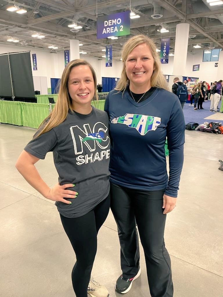 ABPhysEd's tweet photo. What a crew from @NCSHAPE at #SHAPESeattle 💪💯 @alexpgillis @SHAPEAmericaSD https://t.co/qny5yqgpbQ