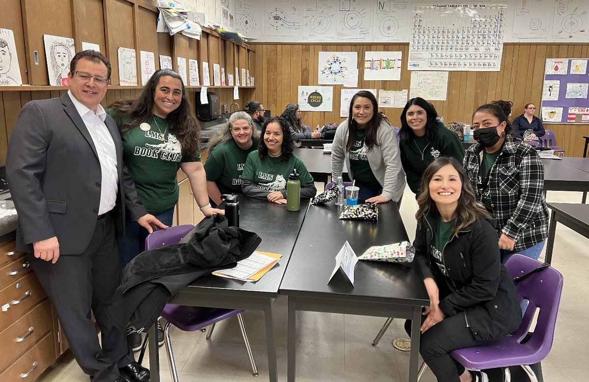 Elizabeth Alvarez tweet media