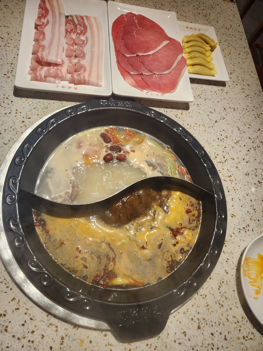 Watchmicook's tweet photo. Spice Palace Hot Pot
3967 Irvine Blvd, Irvine, CA 92602

I ate Chinese hotpot for the first time. It was just me and my daughter. 
The food was coming out slow so this is the only pic I got cuz we were hungry. 

#hotpot #spicepalacehotpot  #Irvine #socaleats #oceats #hotpot https://t.co/9cbhU4xhxz