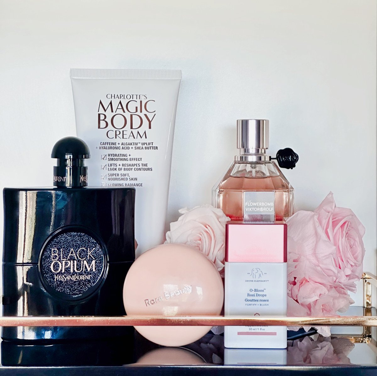 Beautylymin's tweet image. SO many March loves on the blog today! tinyurl.com/39axn7u7 @RoTierneyCrowe @yslbeauty @LifestyleSoul @creatorzco #BBlogRT #bloggerstribe