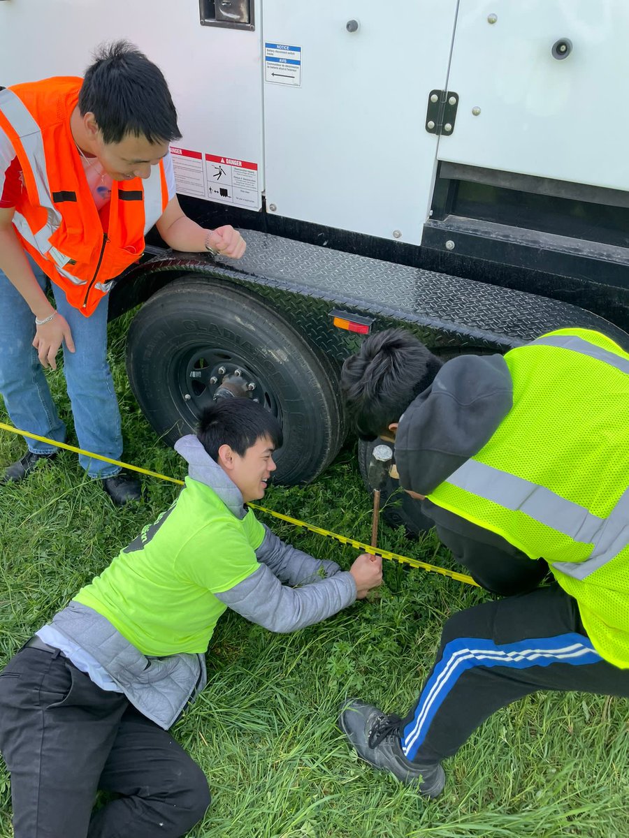 warwickboring's tweet photo. We have been hard at work trying to get competition ready and complete our safety checks! Follow our story for the week 🔧

#NotaBoringCompetition #2023NaBC
#elonmusk #tunnelling #futuretransport #theboringcompany #tunnels #texas #austin #competition #engineering https://t.co/1EYApuYV3i