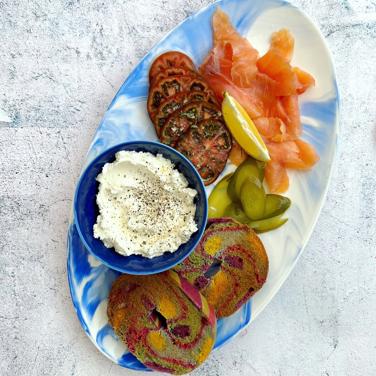 Bára (@barboratde) on Twitter photo It’s nearly the weekend!
Rainbow bagels with cream cheese, salmon and tomatoes with <a href="/Olia_Hercules/">Olia Hercules 🇺🇦🇬🇧</a>’s salted herbs and quick pickles!
#cookforukraine #standwithukraine It’s nearly the weekend!
Rainbow bagels with cream cheese, salmon and tomatoes with <a href="/Olia_Hercules/">Olia Hercules 🇺🇦🇬🇧</a>’s salted herbs and quick pickles!
#cookforukraine #standwithukraine
