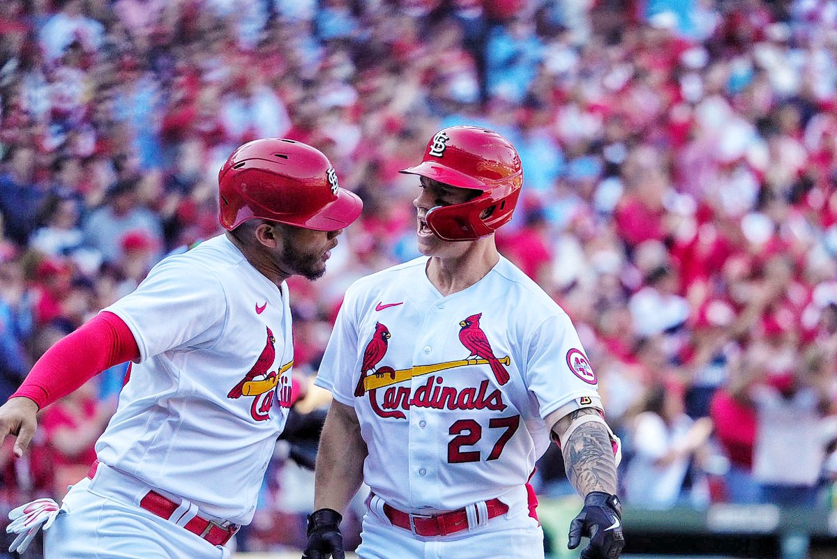 Cardinals's tweet photo. Opening Day dingers for the dudes! https://t.co/8TGrtTwI4y