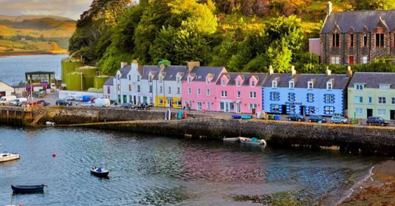 viavi_ai's tweet photo. Scenic Scotland railway tours are on sale now!  ⛰️🚂 

Enjoy Scotland's beauty by train. Explore pricing, tours and more when using these search tools😍