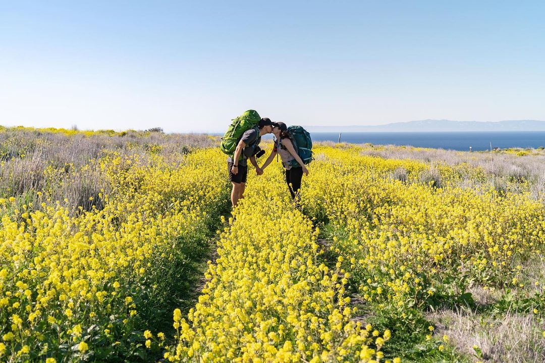 Love is in the air and in the wildflowers 🌸❤️🌿 Channel Islands picturesque hills offer the perfect romantic backdrop for a hiking adventure with your significant other. Come explore with us!