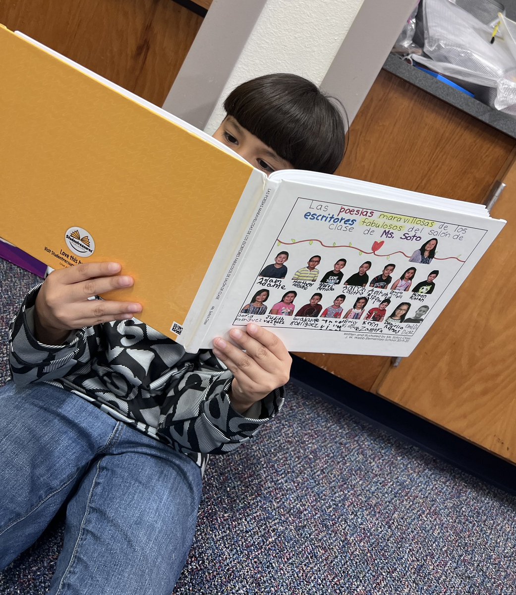Look at what this student was reading today! <a href="/1giantleap4Man/">Monica</a>