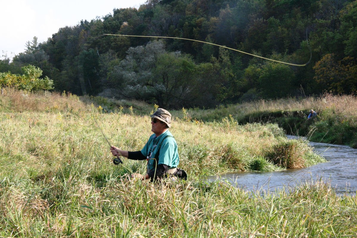 WI is home to some of the best fishing in the US,  what better way to enjoy it than alongside #naturalresource experts? #WGFSpringAuction is your chance! You could win a day of fly fishing, custom-built fly rod, or a guided fishing trip on a Madison lake: bit.ly/3KlnfSF
