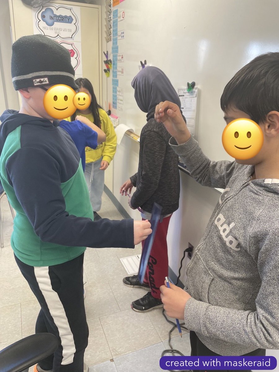 Today in 5C we learned about our nervous system. Students experimented with a ruler drop to see how fast our brains sent signals to our hands! ⁦<a href="/lkwwrdsb/">lkwwrdsb</a>⁩ ⁦<a href="/wrdsb/">Waterloo Region DSB</a>⁩