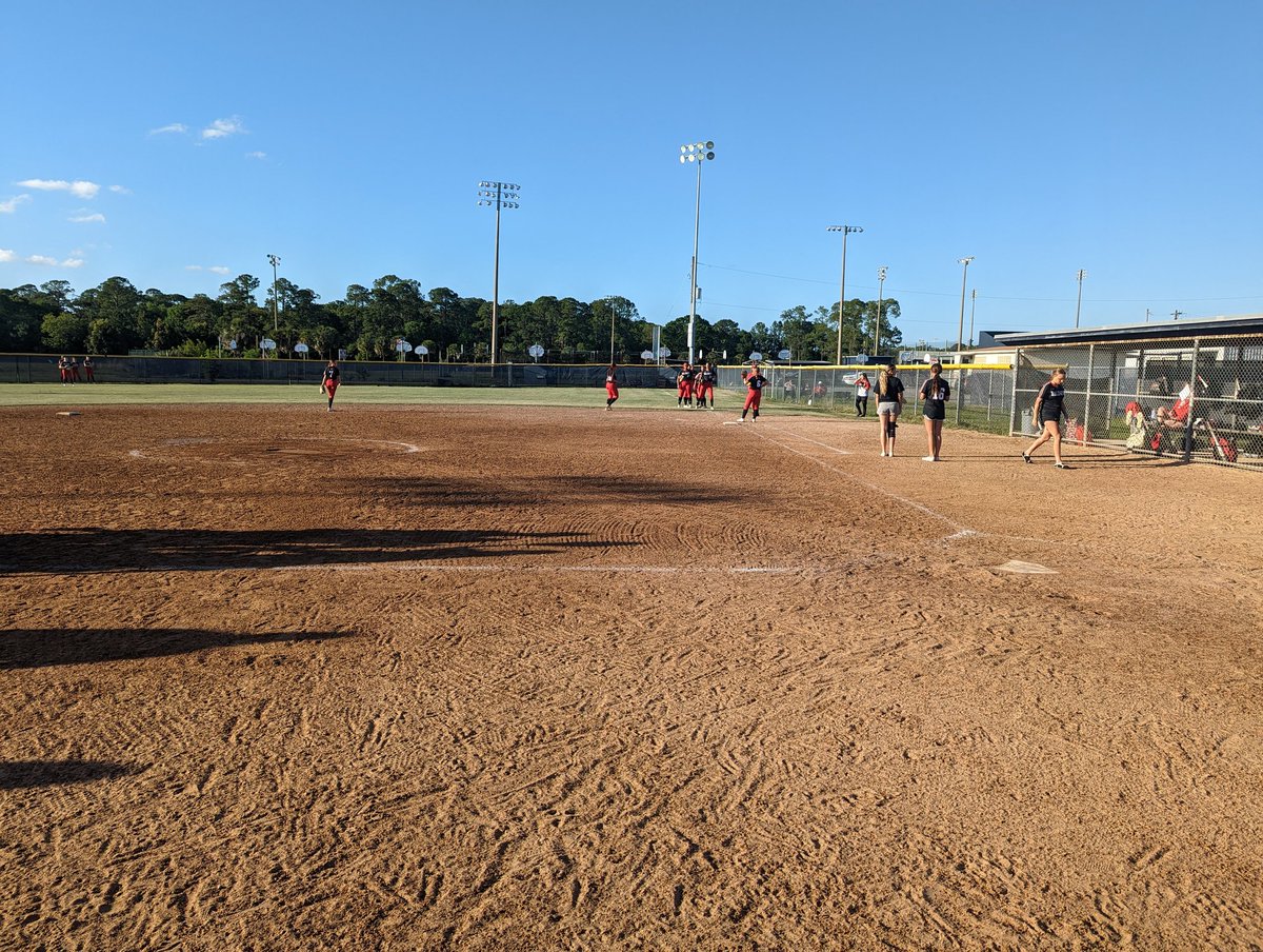 A couple of Duval County's top softball programs in action in minutes. 

Reigning #GatewayConference champion <a href="/bmsh_athletics/">Baldwin Indian Athletics</a> takes on a top challenger in <a href="/PaxonSoftball/">Paxon Softball</a>.
