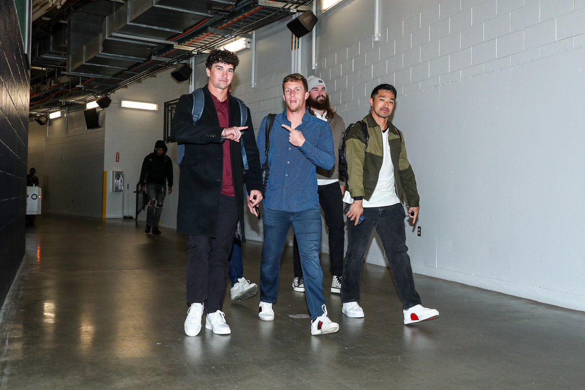 CleGuardians's tweet photo. The Kids are here. 😌

#ForTheLand https://t.co/B4WbETQa3q