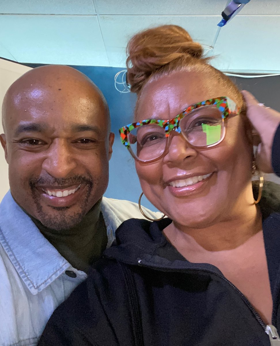 whyshouldguys's tweet image. An exceptional conversation with powerhouses @loidanlewis and @Blair.S.Walker on 'The Mike Muse Show,' hosted by the incomparable @iammikemuse!

#TheMikeMuseShow #SwayInTheMorning #RealLive #ABC #SiriusXM #AwardWinning #Powerhouses #Wisdom #Insight #Inspiration #Unforgettable