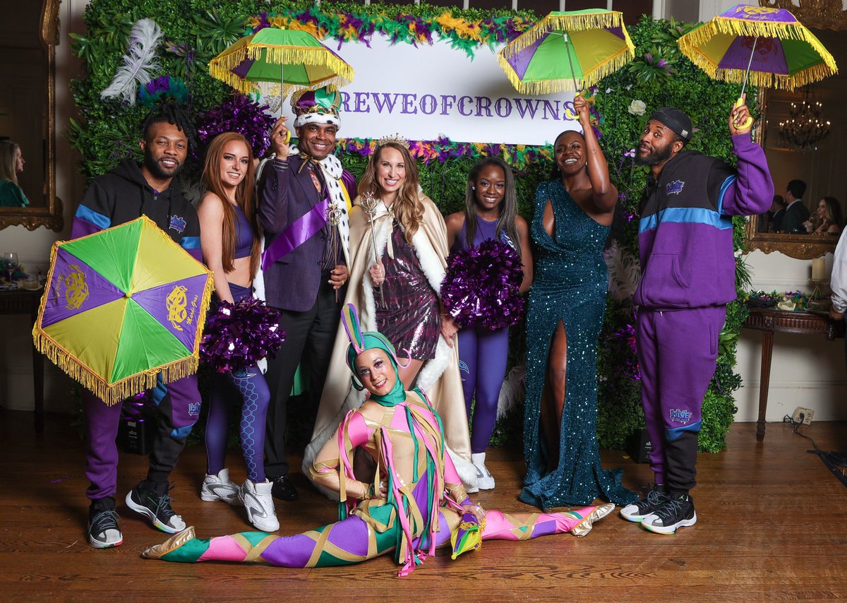 Betsy Mack tweet media