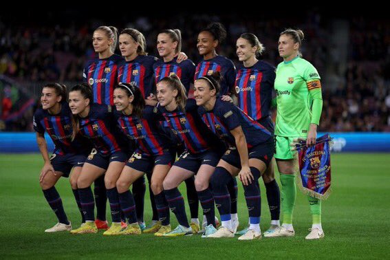 Who will win in the semi finals of the ucl 

Rt for Chelsea 
Like for Barca