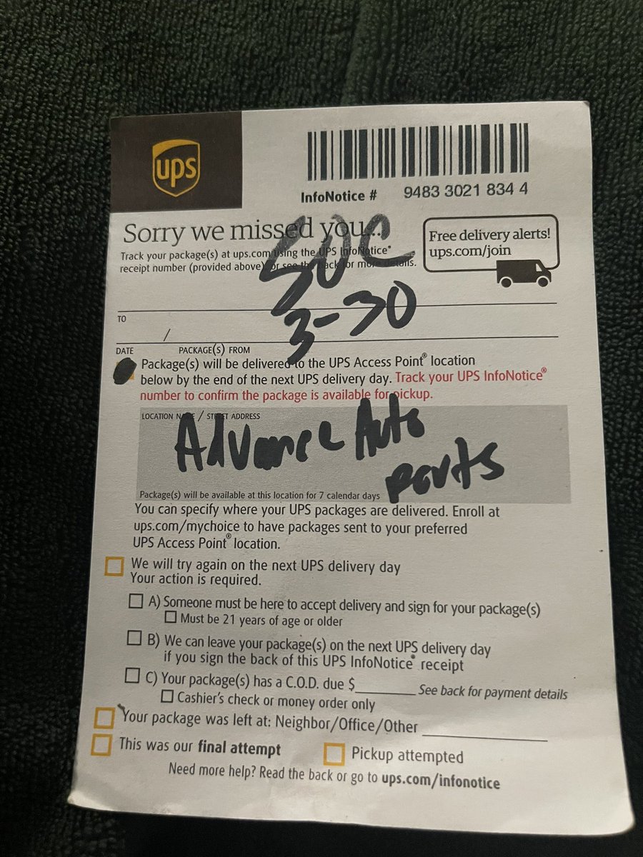 Kenziepooot's tweet photo. @UPS got this hanging outside my door. My dog started barking at 12 pm and I thought she’s just barking at a random passerby(from inside the house)like she always does, few minutes later i got an update saying there’s an attemp deliver of my package. But no one rang the doorbell! https://t.co/GOZWl8MWfb