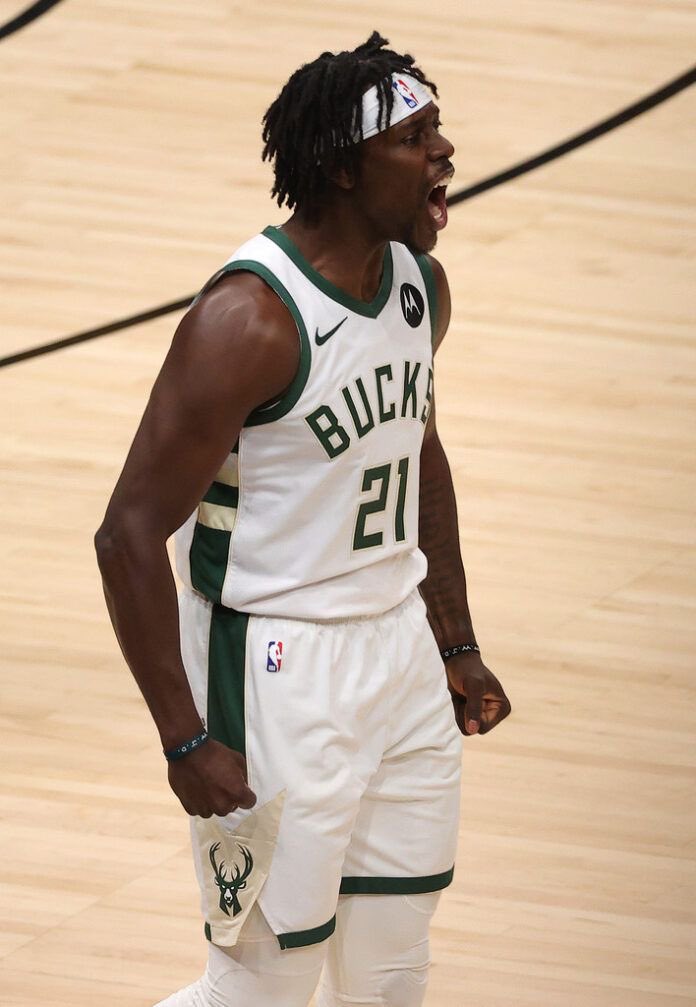 BettingOGs's tweet photo. 1u: Jrue Holiday (MIL) OVER 6.5 Assists (-140 Bet365) 

Jrue has hit this line in his L6/6 &amp; L13/14. Against Boston he has hit this line his L5/6. A very high total in tonight’s game should mean there are points to be scored and dimes to be dropped. #GamblingTwitter https://t.co/oyl83Eoxm1