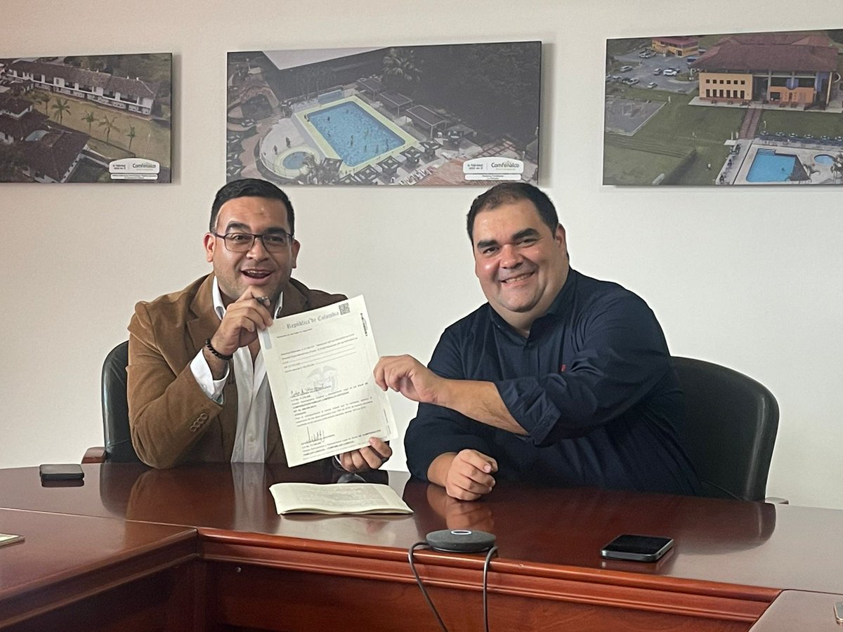 ComfamiliarAnt's tweet photo. Hoy @ComfenalcoAnt y Comfamiliar Camacol somos una sola organización, que continuará construyendo historias alrededor de un propósito poderoso y lleno de significado: el bienestar como un bien colectivo.

#comfenalcoantioquia @Supersubsidio @elcolombiano #juntosestamosbien https://t.co/5SJ6NWZkzZ