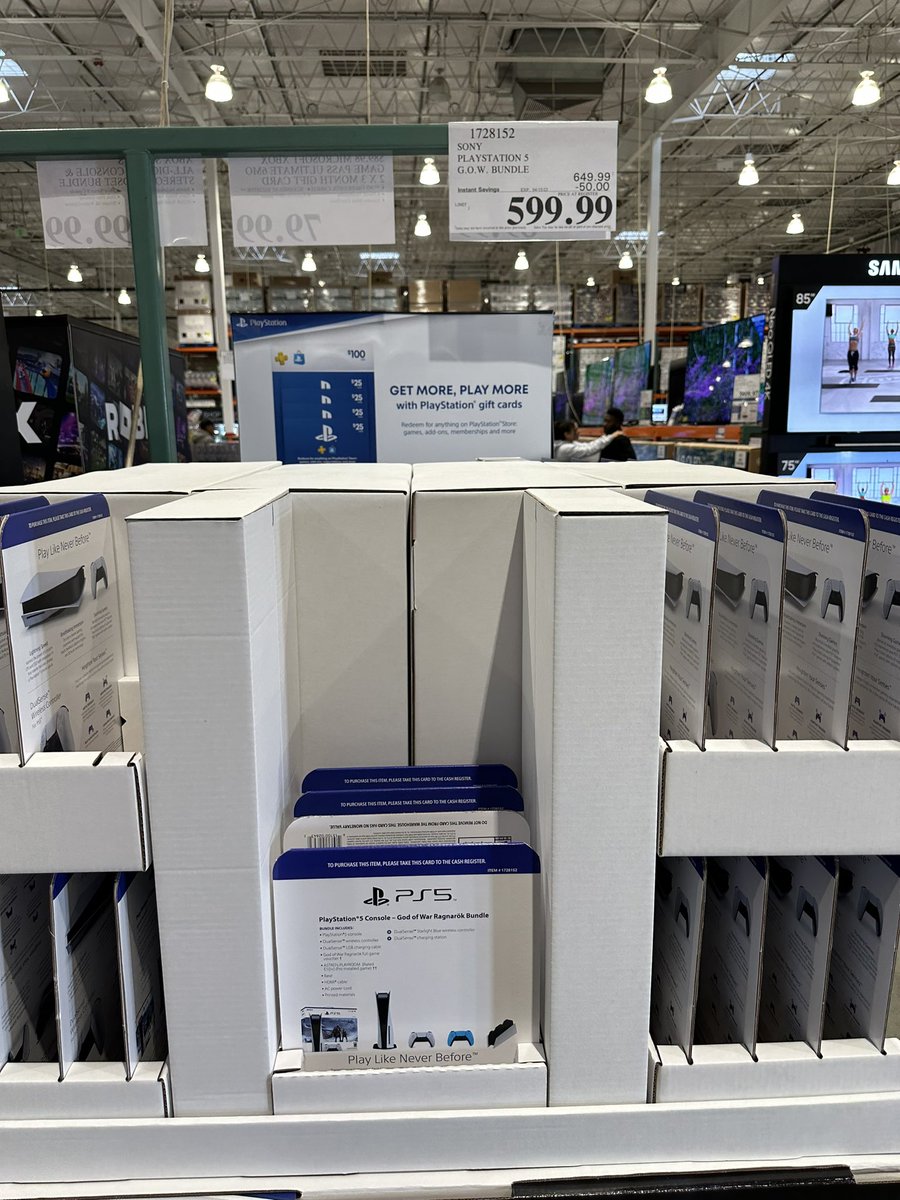 marrcus's tweet photo. A short 2 1/2 years later you can now walk into a Costco and place a PS5 in your cart.  WTF.  #costco #PS5 https://t.co/TMdjwBrRzc