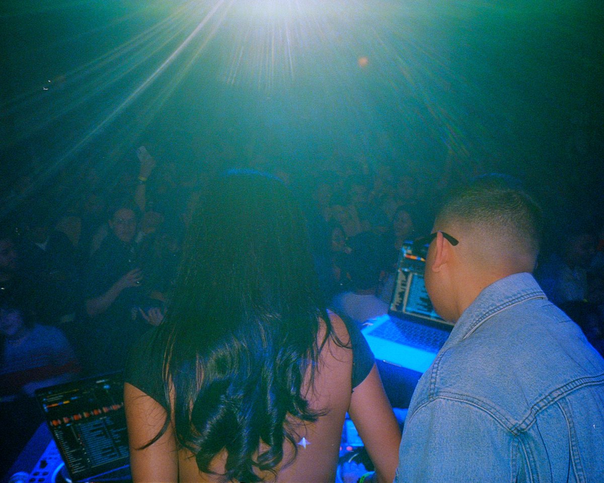 Hola! We have a big announcement next week! Y’all ready?! 👀🫧

Photos: <a href="/ricanfx/">daniel</a>