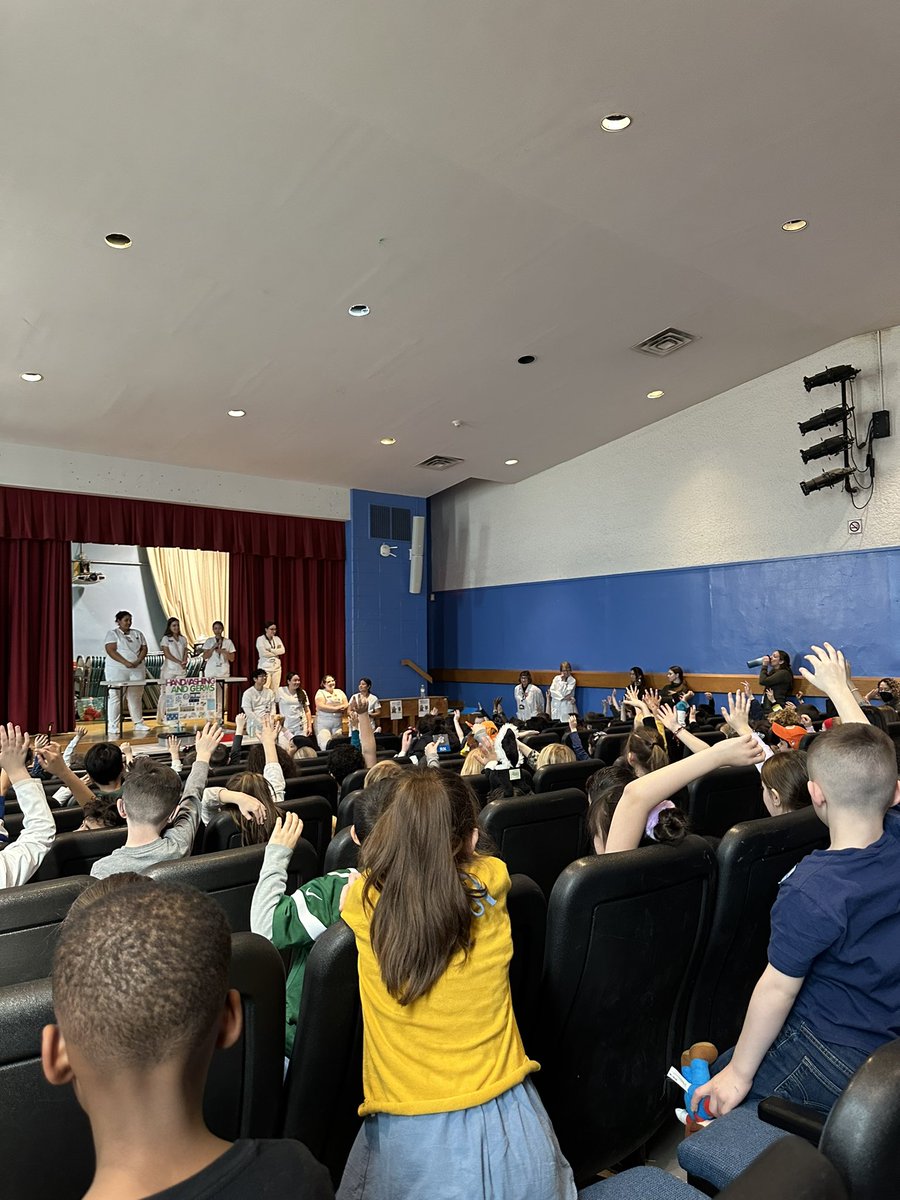 Sydney Dreyfus tweet media