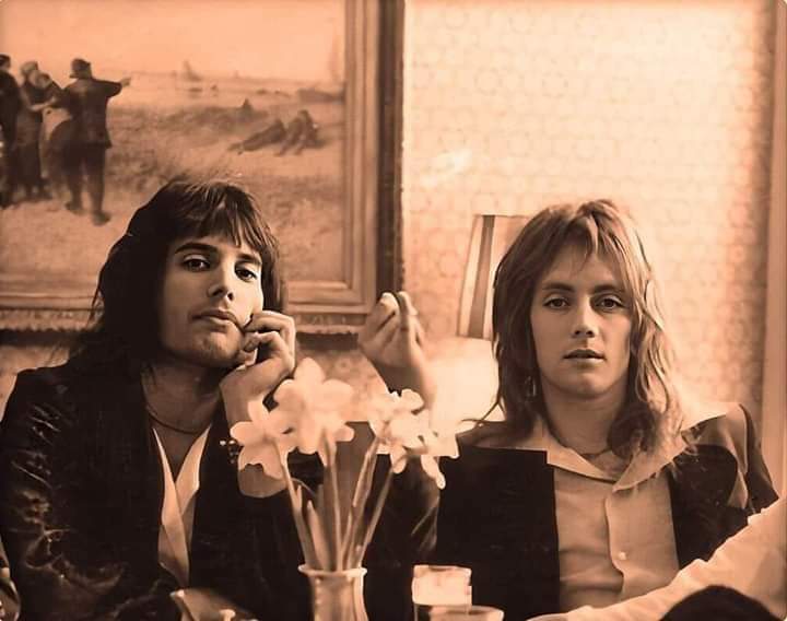 lilyofthequeen's tweet photo. Freddie and Roger https://t.co/QaQS1nHYLl