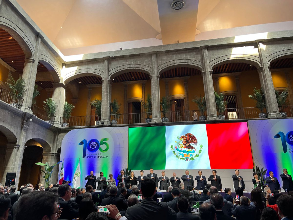 canipecmx's tweet photo. #CANIPEC presente en #105AsambleaConcamin; desde nuestro organismo hacemos extensiva nuestra felicitación a @abugaberjose, quien el día de hoy junta a su Mesa Directiva, rindió protesta como presidente reelecto de @CONCAMIN y refrendó su compromiso con la industria y el país. https://t.co/JIFrKoq87A