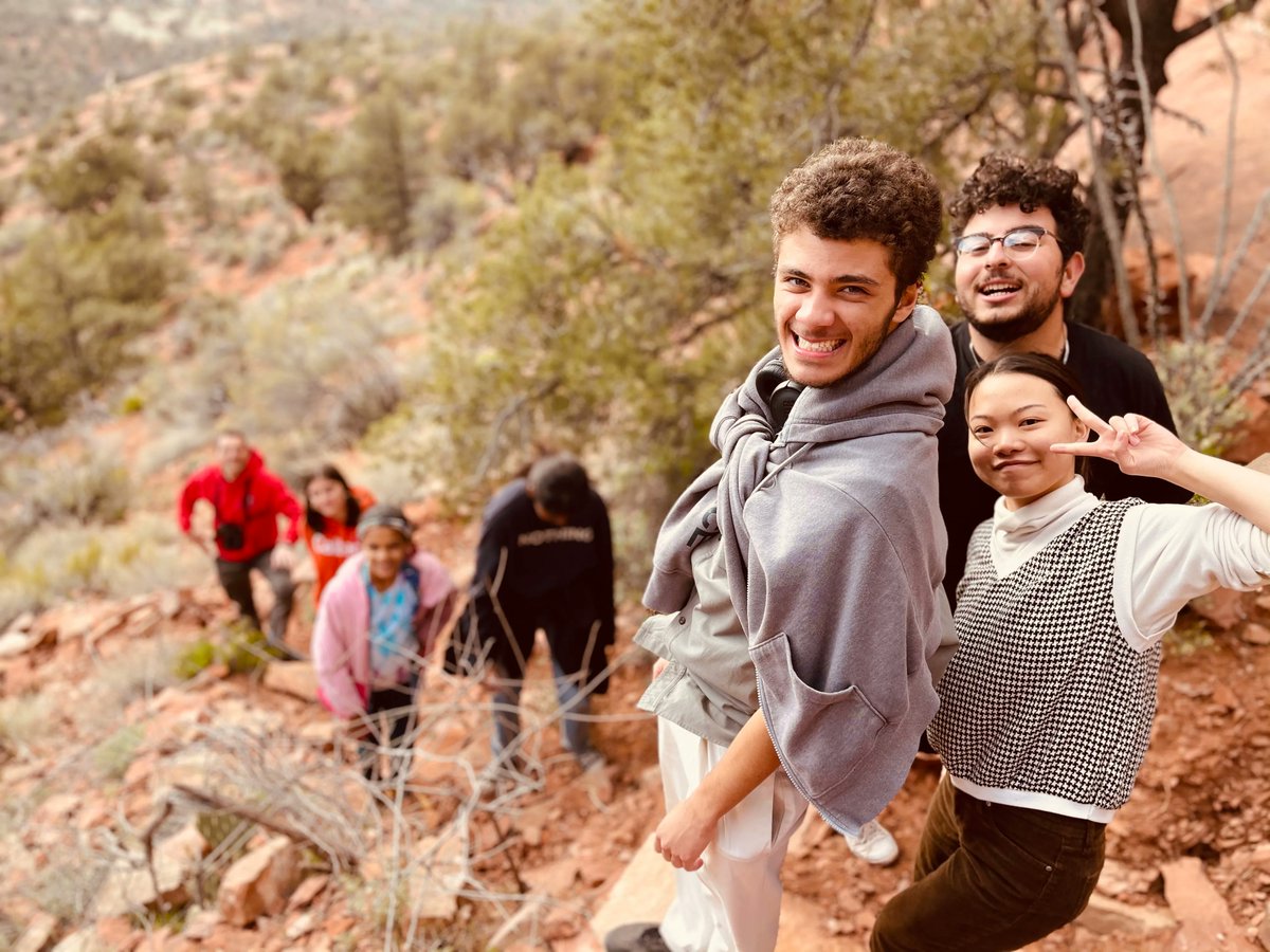 UWCUSA's tweet photo. One of of our Project Week trips included a visit to former UWC-USA faculty member John Sheedy at the Verde Valley School in Arizona. Students learned about agriculture and sustainability. #uwc #uwcusa https://t.co/YTfvM2zYrC