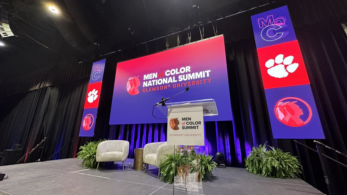 cisofsc's tweet photo. Some of our team – along with thousands of other students, educators, and community leaders – had the opportunity to attend @ClemsonUniv's Men of Color National Summit this week! 🐅✨

#ClemsonMOC

1/3 ⤵️ https://t.co/7hR9KB6vK1