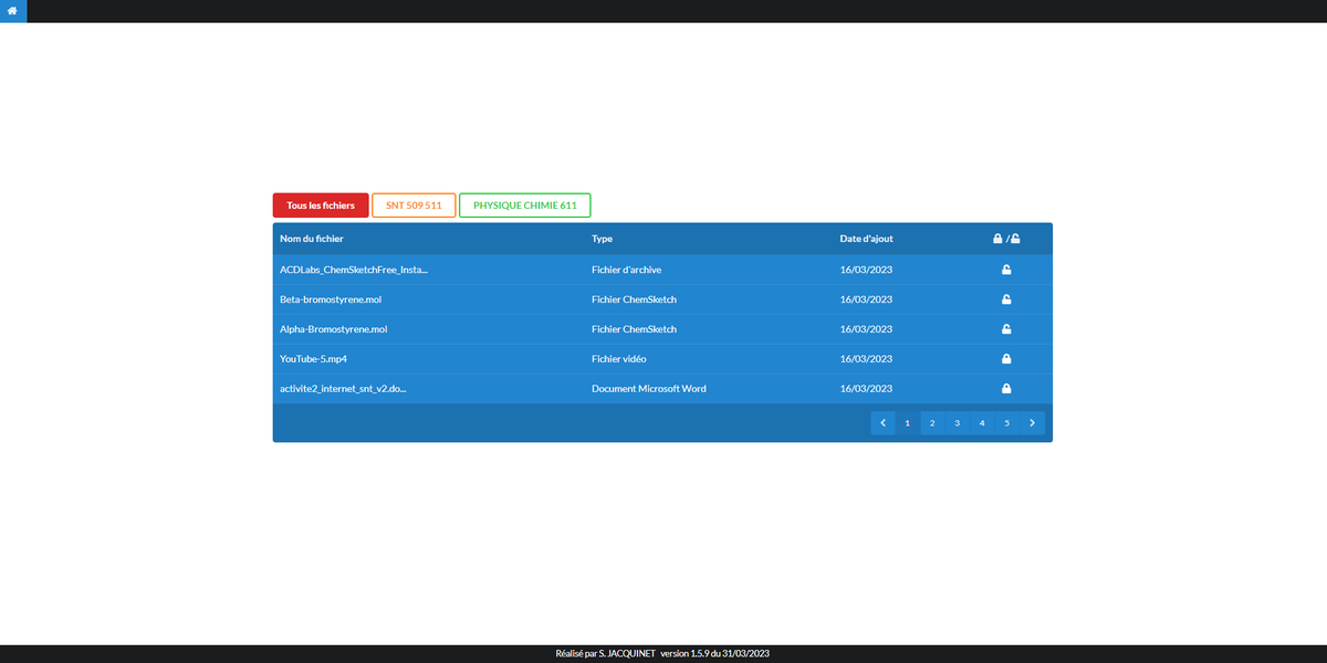 J'ai enfin terminé mon petit site web pour distribuer à mes élèves mes fichiers 🎉🎉🎉. Il y a un espace d'administration protégé en plus 👍