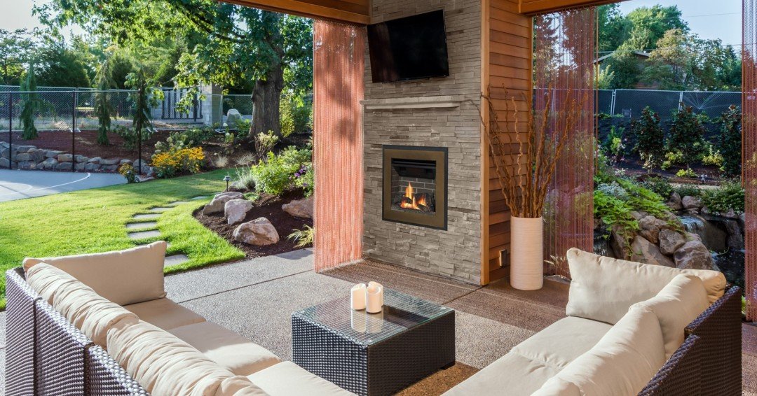 HarkysHome's tweet photo. The outdoor patio of our dreams! We're in the last week of March, patio season is here! Who's got an outdoor chimney? 

Find your at Harky's Chimney, for more information call us at (855) 542-7597 https://t.co/NkKwocfzGQ https://t.co/y6EqeQrDx2