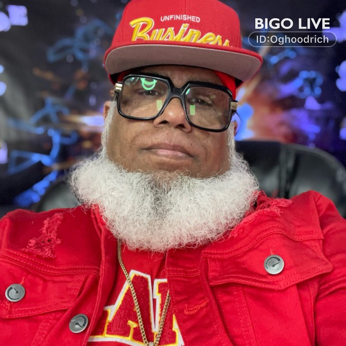 craziesexxycool's tweet photo. Come and see 💆OgHoodrich👑RG streaming live on #BIGOLIVE and make new friends! 
https://t.co/1HaGGYmguW https://t.co/JXB9937vL0