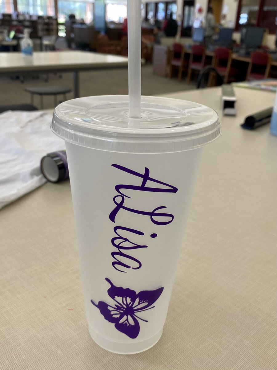 rchlmc's tweet image. Today our Teacher Cadets came for a lesson on how use Design Space on their Chromebooks and made some fun things with the Cricut and heat press. I especially love the Senior T-shirt! #GCSLibrariesEngage