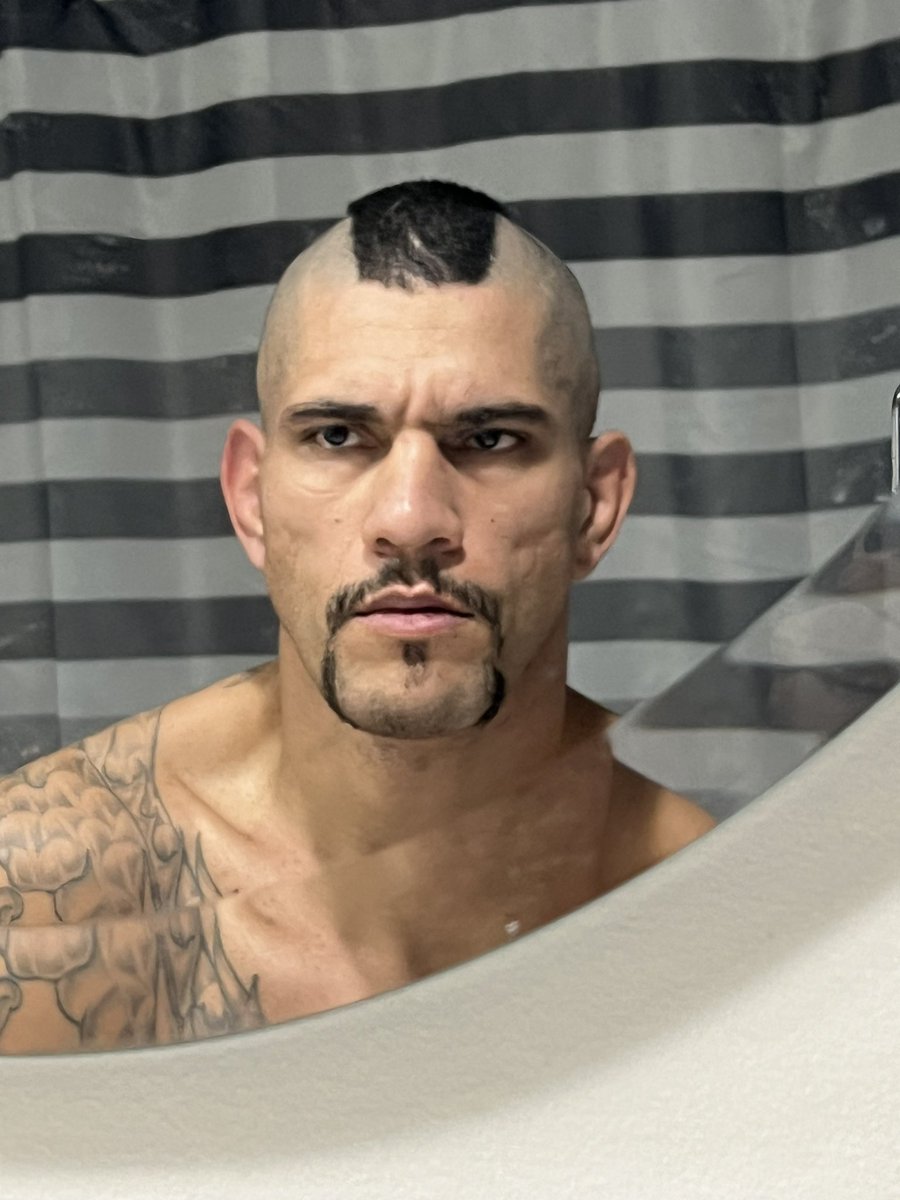 Soon 🔥 #theiceman #chuckliddell #ready #pronto #ufc287