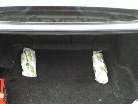 MikeHallam7's tweet photo. I just put two 12” subs in my trunk https://t.co/SyeL5o3sAN