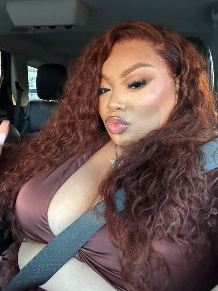 maiyathedon's tweet photo. stuck in traffic https://t.co/Qv9XPei5rS