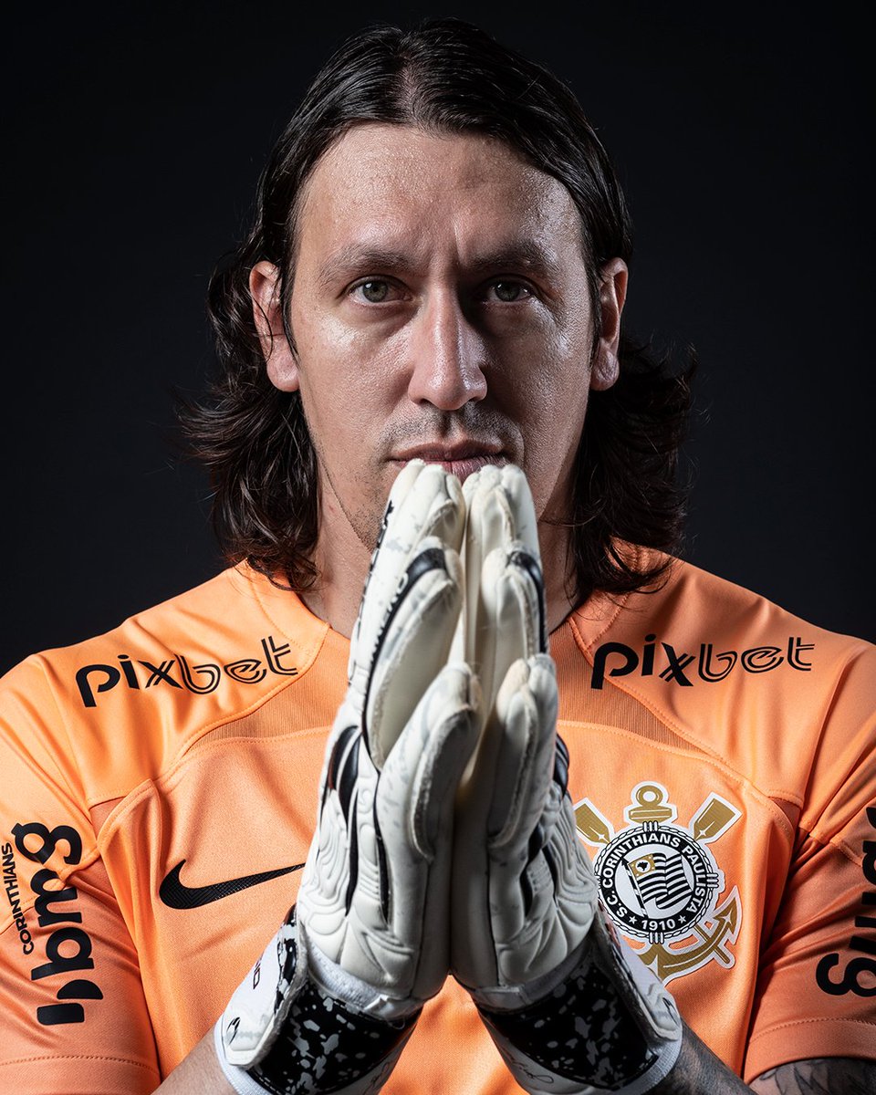 LibertadoresBR's tweet photo. ⭐️🧤 Cássio, o Gigante em busca de uma nova história de @GloriaEterna!

🖤🤍 @Corinthians 

🔜 CONMEBOL #Libertadores 2023 https://t.co/wxLNLokL2b