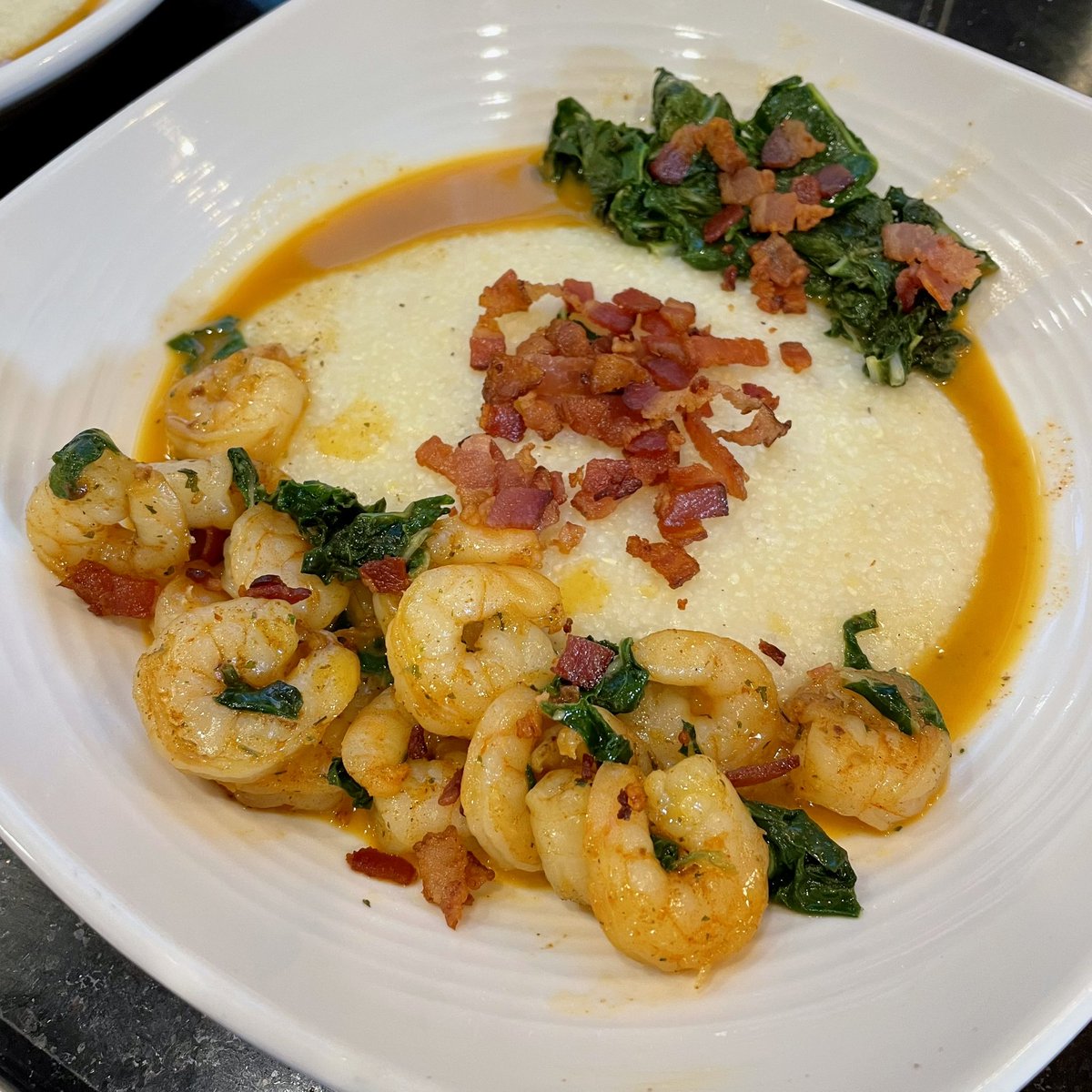 Shrimp & grits goes #lowfodmap (yeah it took being creative).
#heathyeating #homecooking #comfortfood #shrimpandgrits