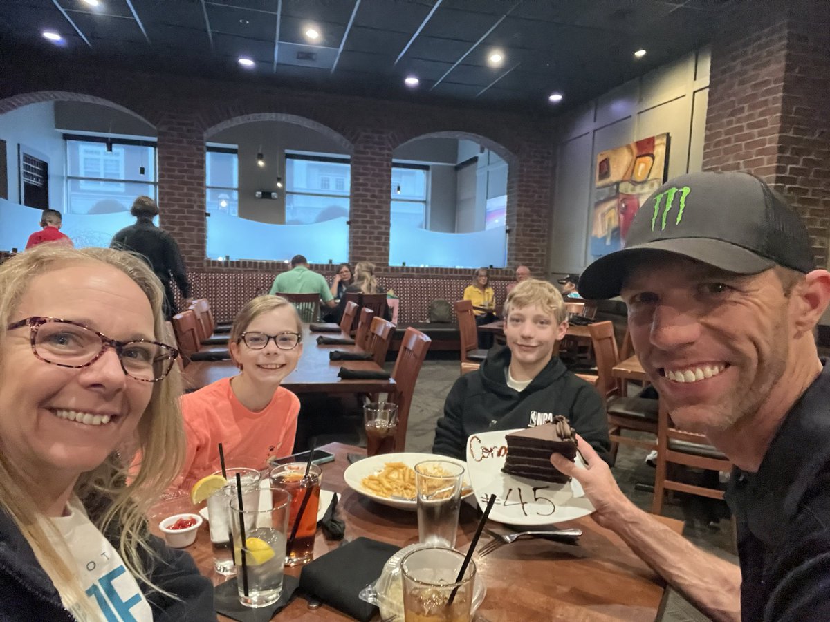 Billy Scott tweet media