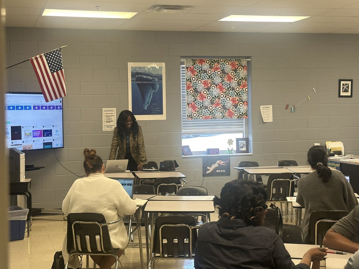 BartlettSchools's tweet image. So many great learning opportunities tonight at #Techcellence2023 Thank you to all our presenters and all that attended! #NoPlaceIdRatherB