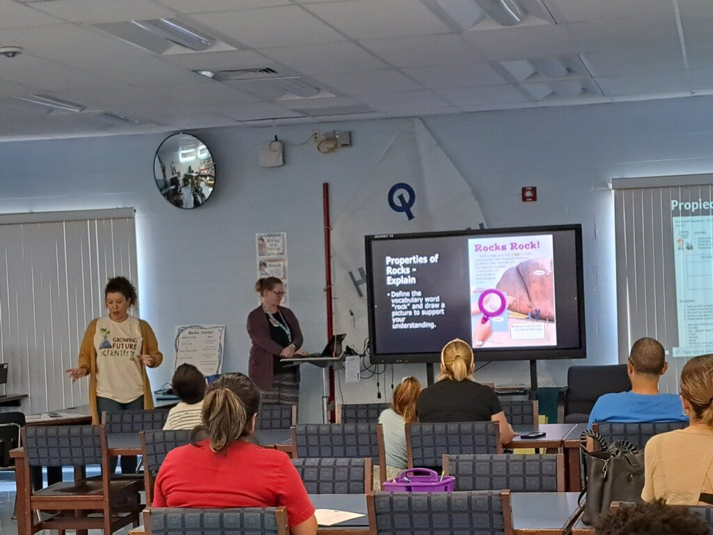 SchmidtSailors's tweet photo. We love our Schmidt parents! PTA treats  for our staff and Science Parent Academy for our parents makes for a successful day! @HillsboroughSch https://t.co/qgJvsQPR4j