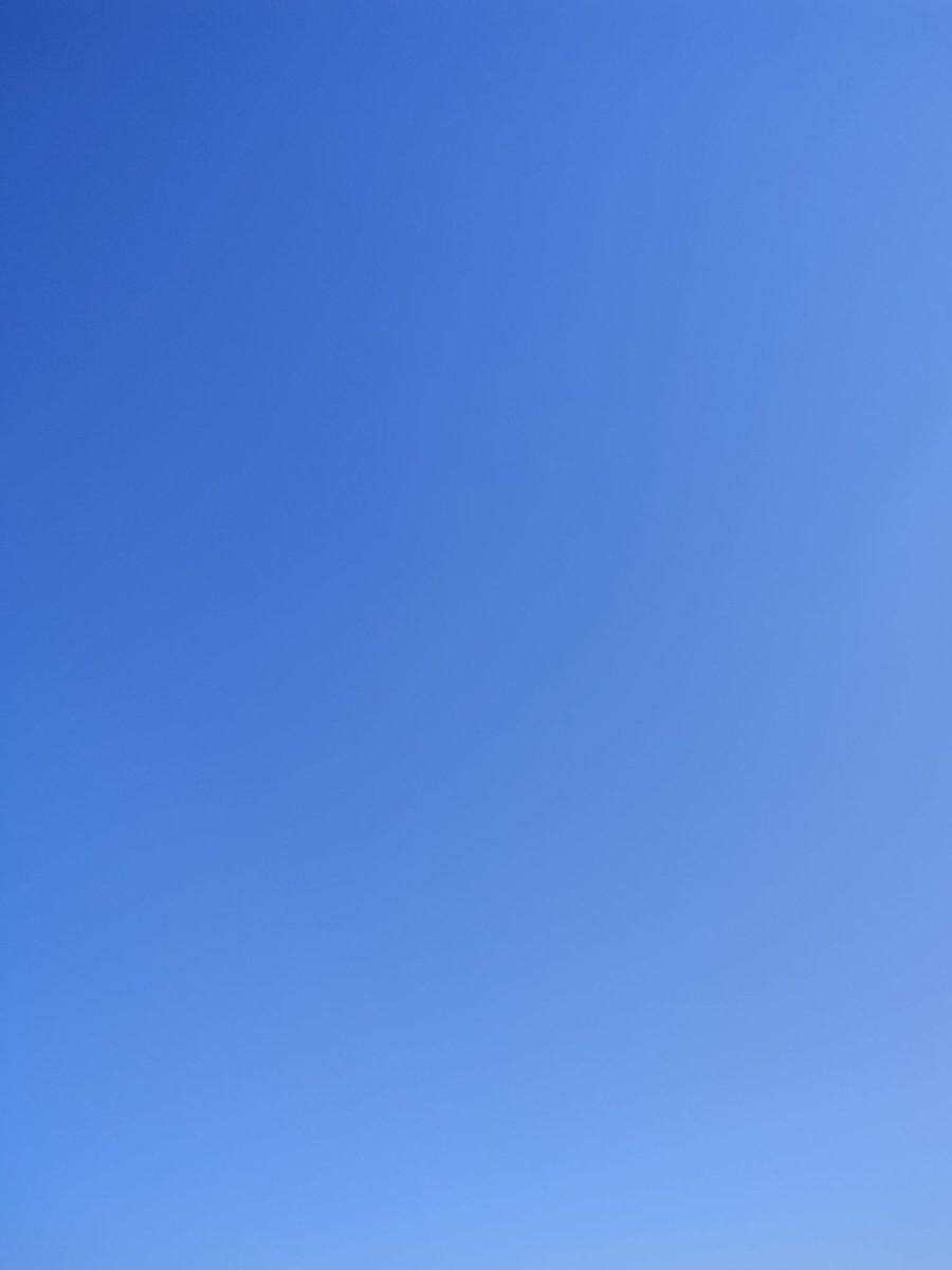 朝の瞑想完了、今日のテーマは「喜」
に決定、どんなこともも喜びで受け取り、喜びで与えます。今日は休み、エネルギーチャージのため、海岸沿いをウオーキングして、自然から喜びを受け取ってきます。