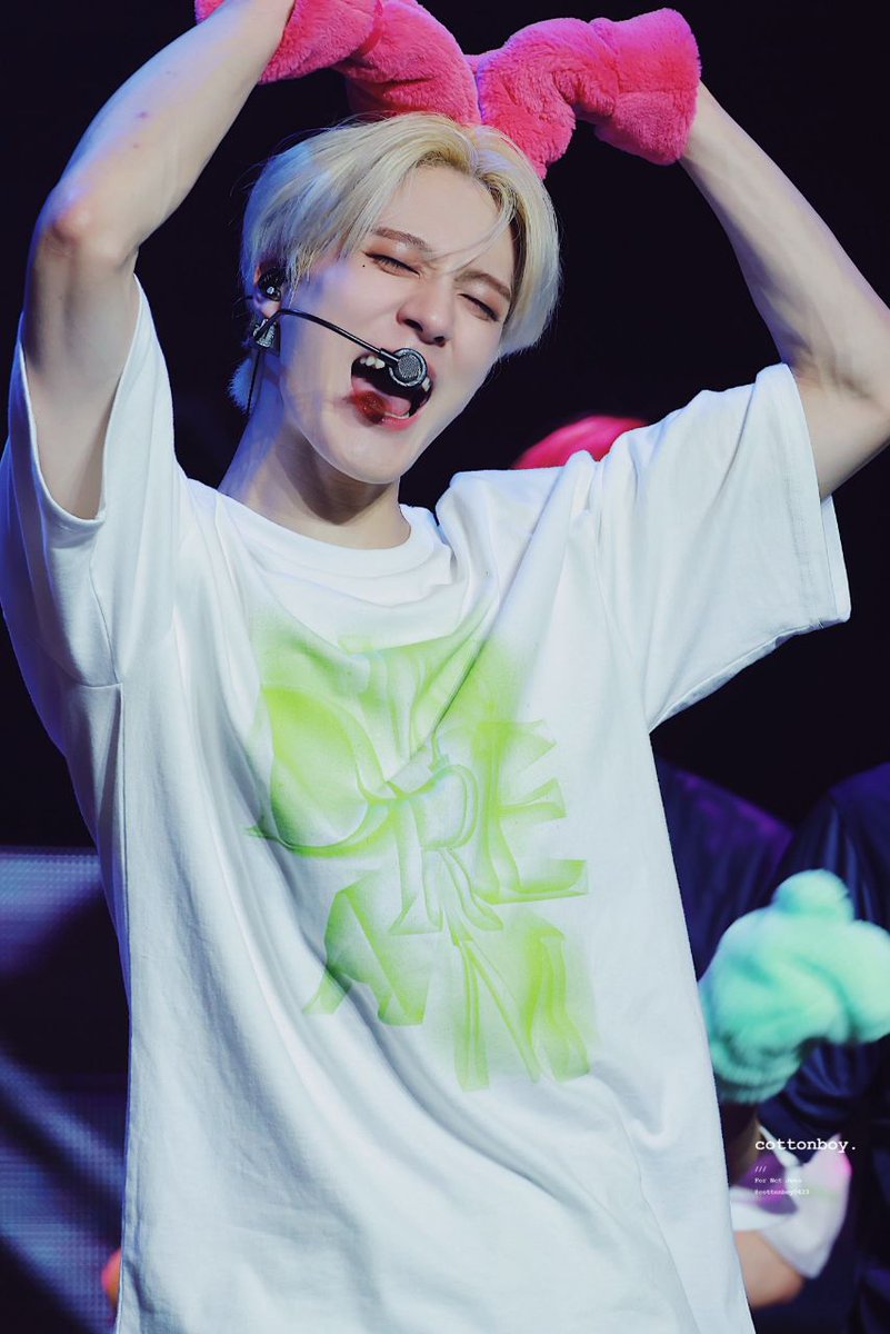 jayxrick_'s tweet photo. Jeno cute Lee, dia lucu cuman ada otot nyaaa 😭😭😭💚 #JENOBLONDE #Jeno #THEDREAMSHOW2_in_PARIS https://t.co/Rhs3kPIU9r