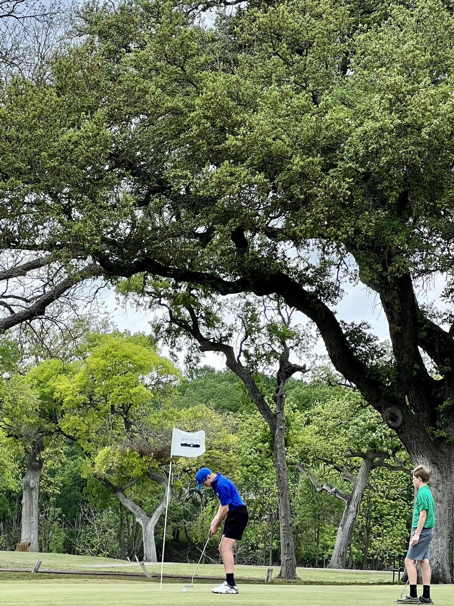 GrahamWes3's tweet photo. I was glad today’s weather held and that our @LampasasMS Golf teams could compete in the first tournament of the year at the @LampasasMS Tournament. ⛳️🦡💪 #FocusLMS @LISDAthletics https://t.co/XnVmihihz7