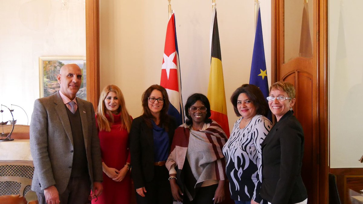 DianaSedalYanes's tweet image. Cálido recibimiento por parte de @YairaJR  de @EmbaCubaBelgica a nuestra delegación a propósito de la visita oficial a Bélgica como parte de la colaboración que por 10 años hemos mantenidos con universidades flamencas, a través del programa #VlirUOS 
#EducacióndeCalidad