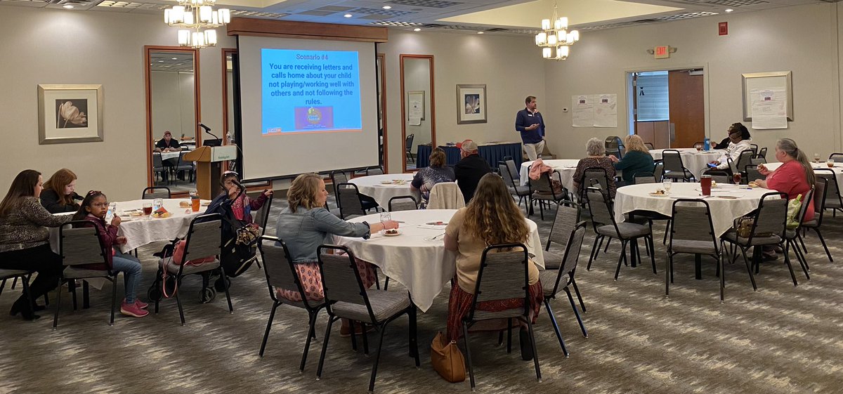 LisaK166's tweet photo. Thank you for a great evening with parents in @BerkCoSchoolsWV @bapowell93 @AlanBecker8 @tcmpub https://t.co/xSk5Po3MJn